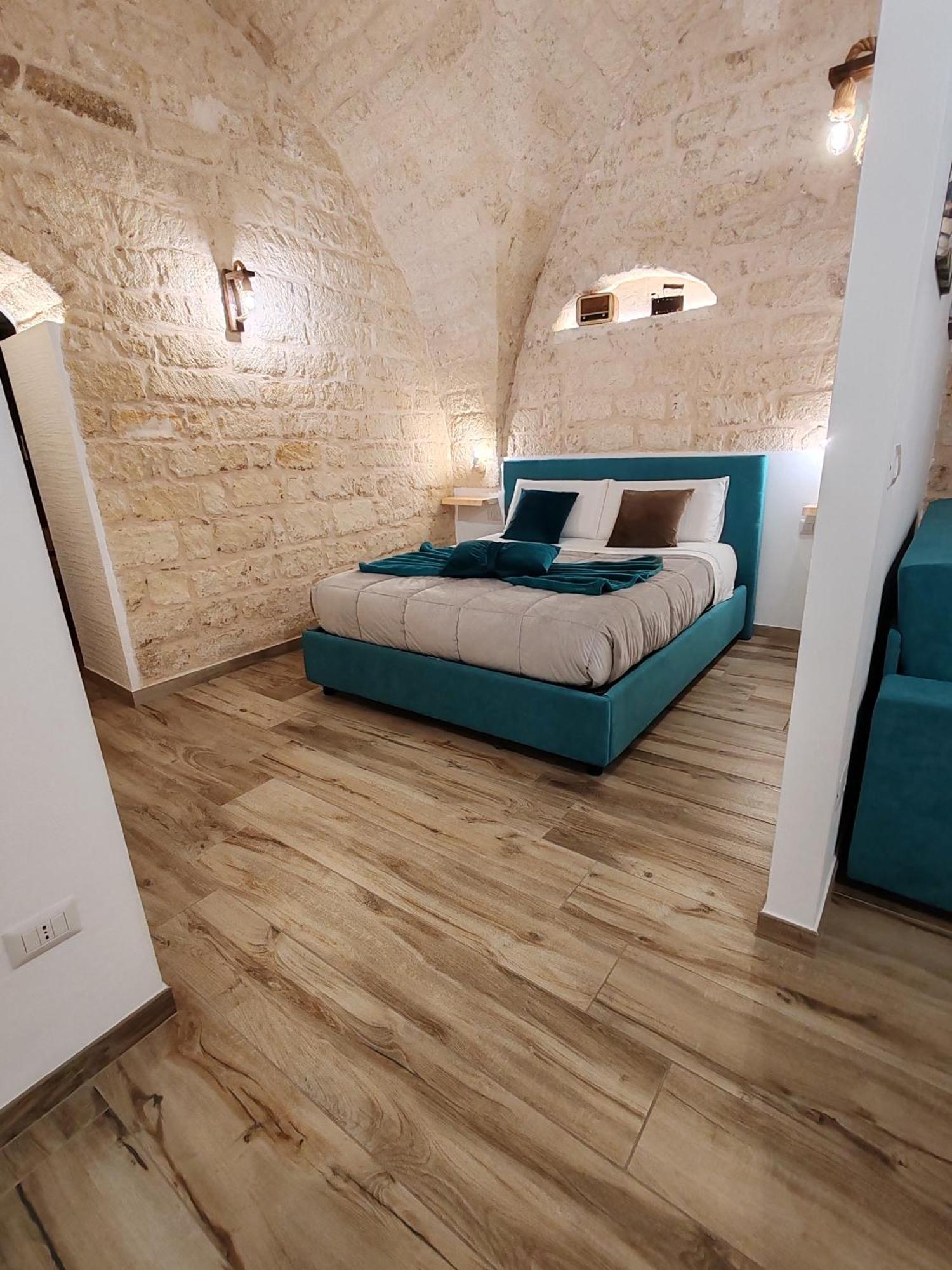 מנפרדוניה Salo Apartments מראה חיצוני תמונה
