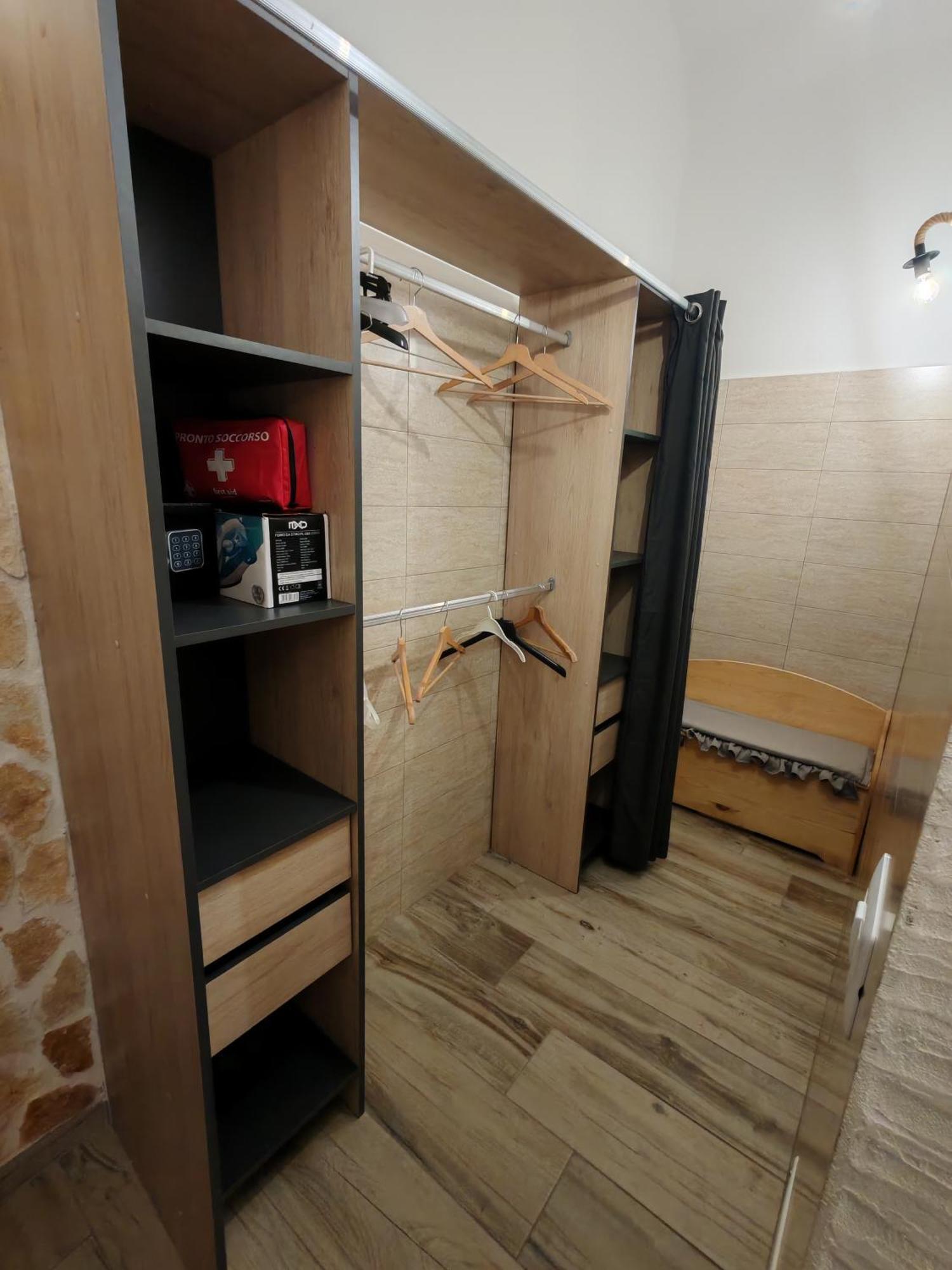 מנפרדוניה Salo Apartments מראה חיצוני תמונה